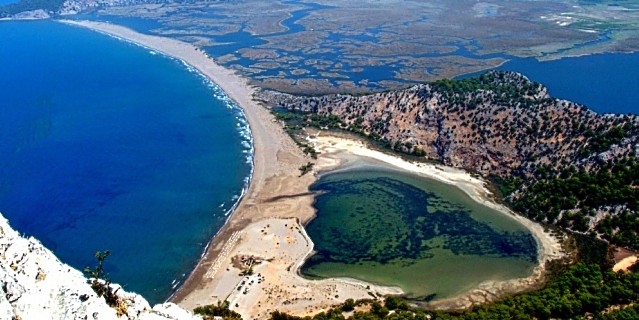 Het Iztuzu zeeschildpadden strand nabij Dalyan - Foto Dilek Durgun