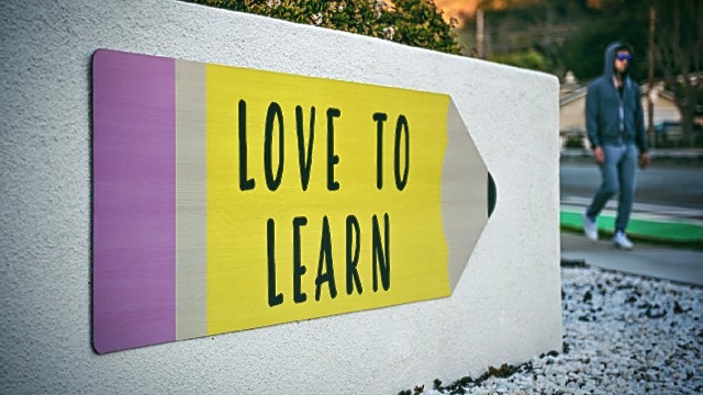 Love to learn - Foto Tim Mossholder op Unsplash